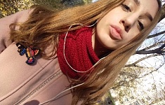 Фото модели Арина Холод